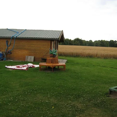 Blockhaus Fuer Fuenf Personen By Interhome Sudwalde