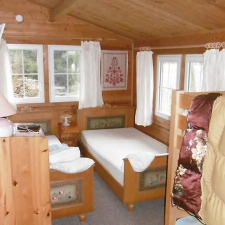 Blockhaus Fuer Fuenf Personen By Interhome
