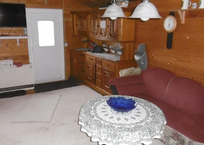 Blockhaus Fuer Fuenf Personen By Interhome Sudwalde
